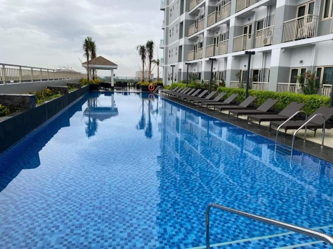 Jk Coastal Inn Пасай Екстериор снимка